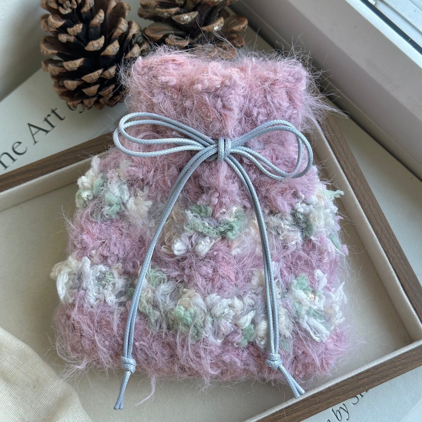 The Palette Pouch - Walled Garden