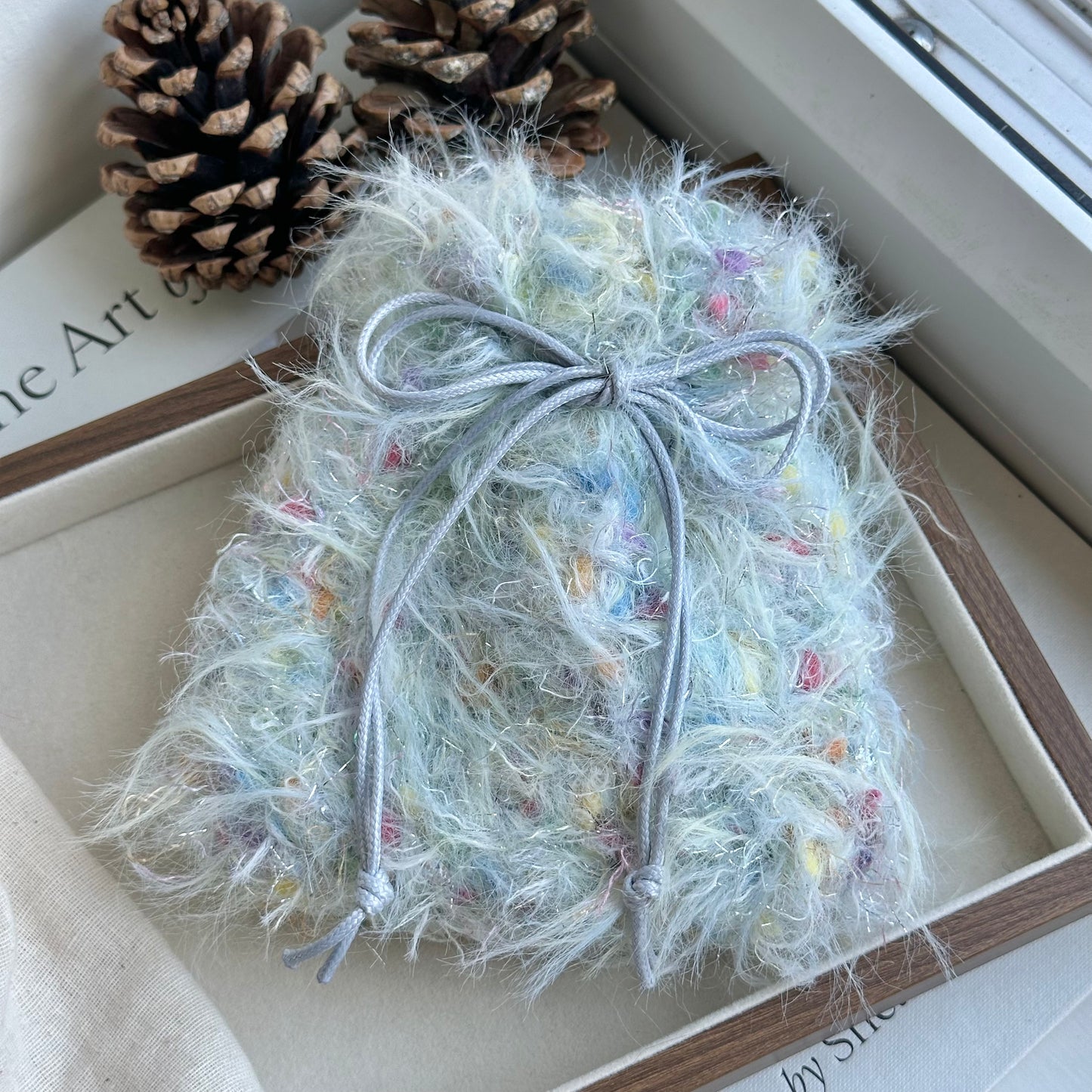 The Palette Pouch - Chalkhill Mist
